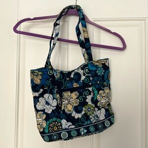 Vera Bradley bag like new